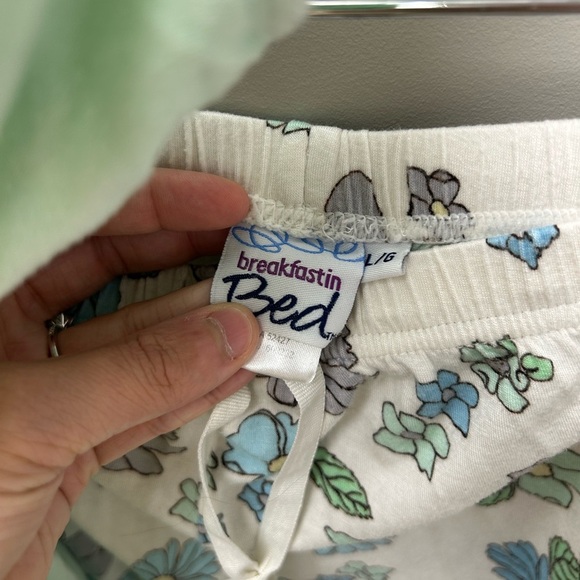 Breakfastin Bed Women’s Pj Pants & Tank Top Set - Picture 4 of 4